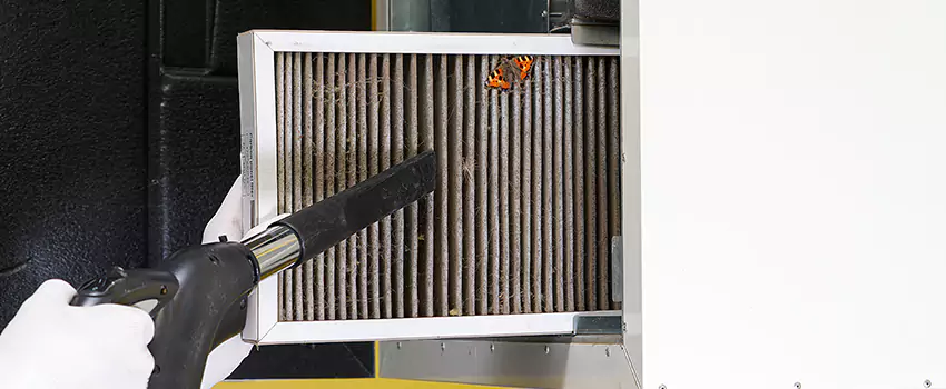 Clogged Air Duct Cleaning Process in Lynnwood, WA